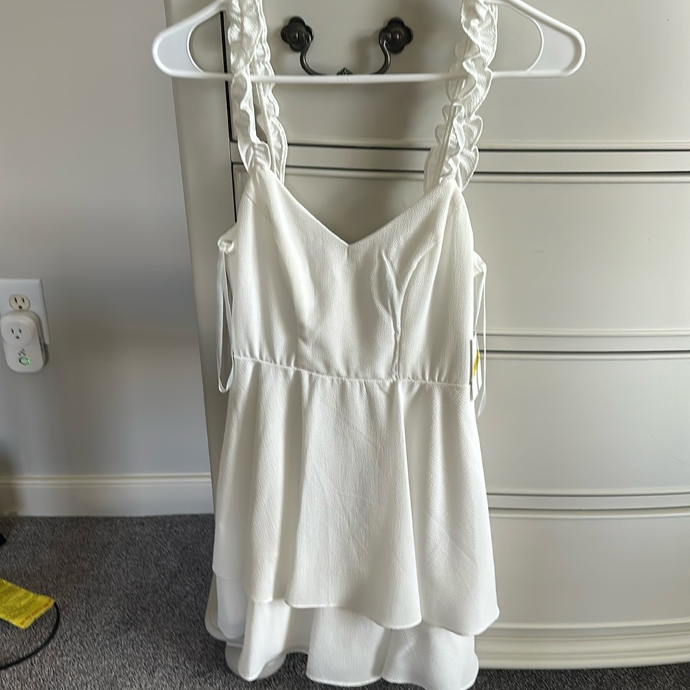 B. Darlin Dress Great for graduation or formal event